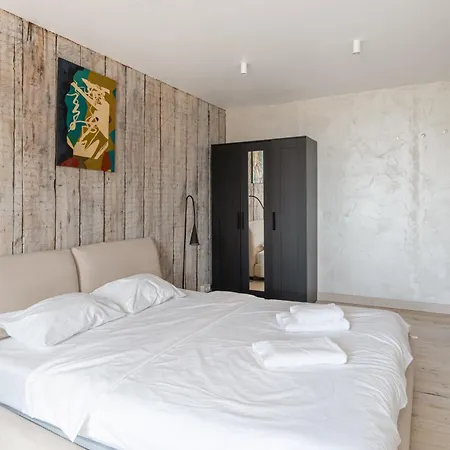 Appartement Design 3-bedroom Apartment, 98m2 - Blaumana Street,