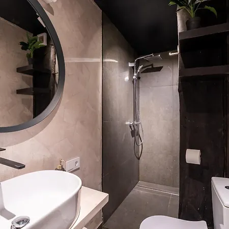 Design 3-bedroom Apartment, 98m2 - Blaumana Street,