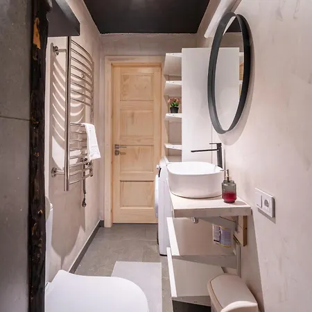 Design 3-bedroom Apartment, 98m2 - Blaumana Street,